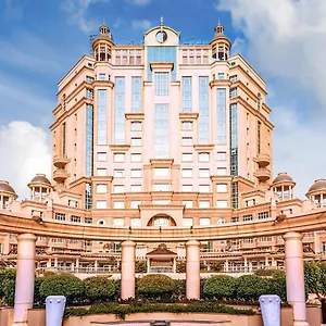 Ξενοδοχείο Swissotel Al Murooj