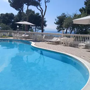 Nunziatella Badia Casa vacanze Trappeto (Sicily)