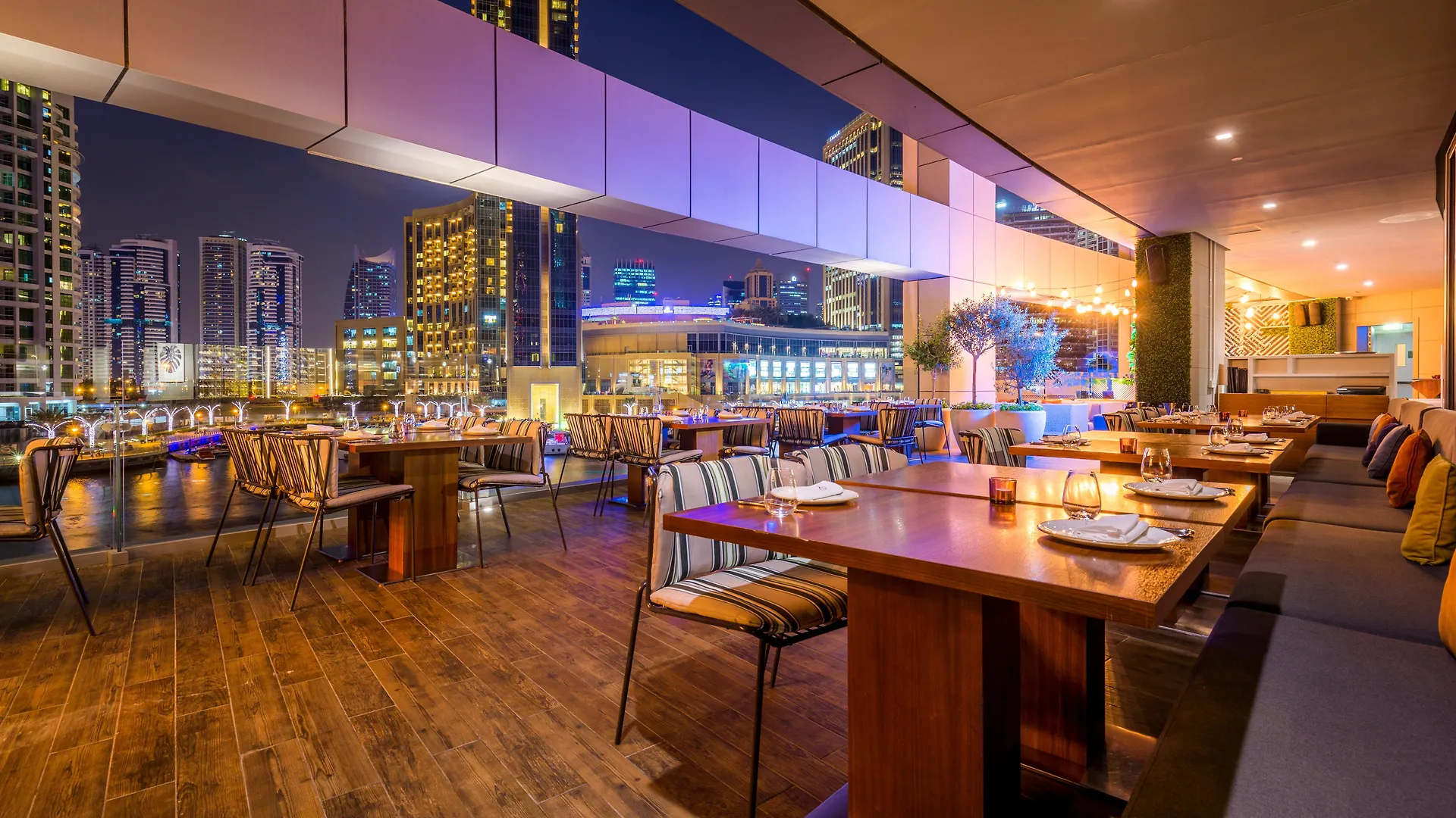 Intercontinental Dubai Marina By Ihg Hotel