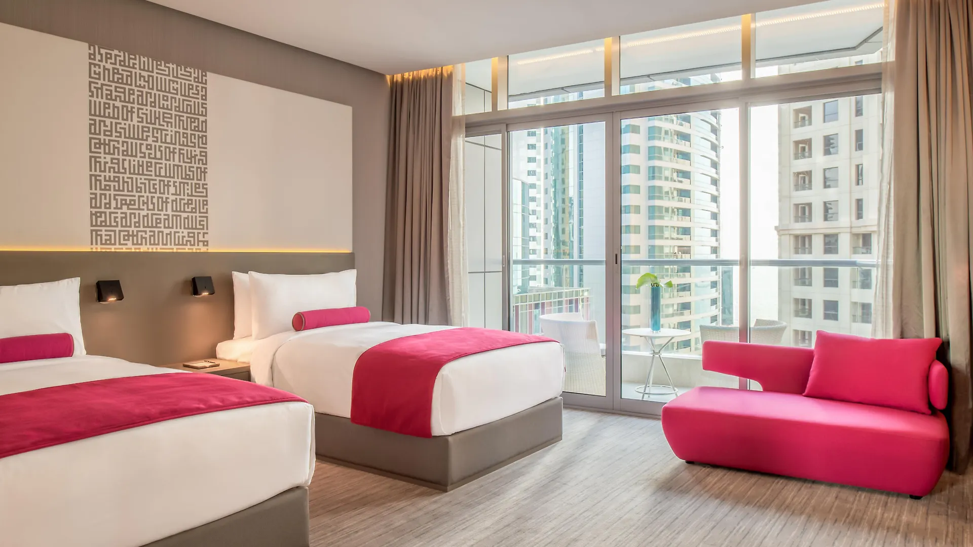 Intercontinental Dubai Marina By Ihg Hotel